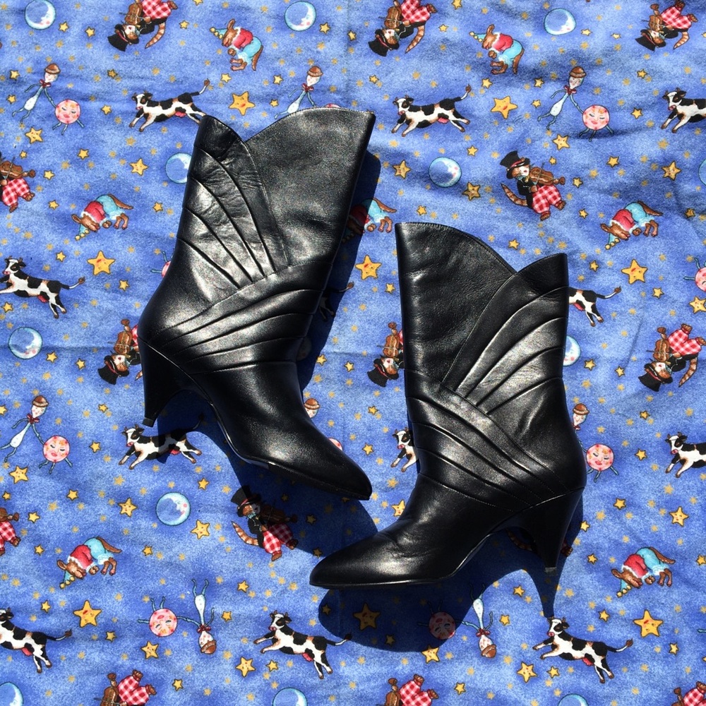 vintage gloria vanderbilt boots